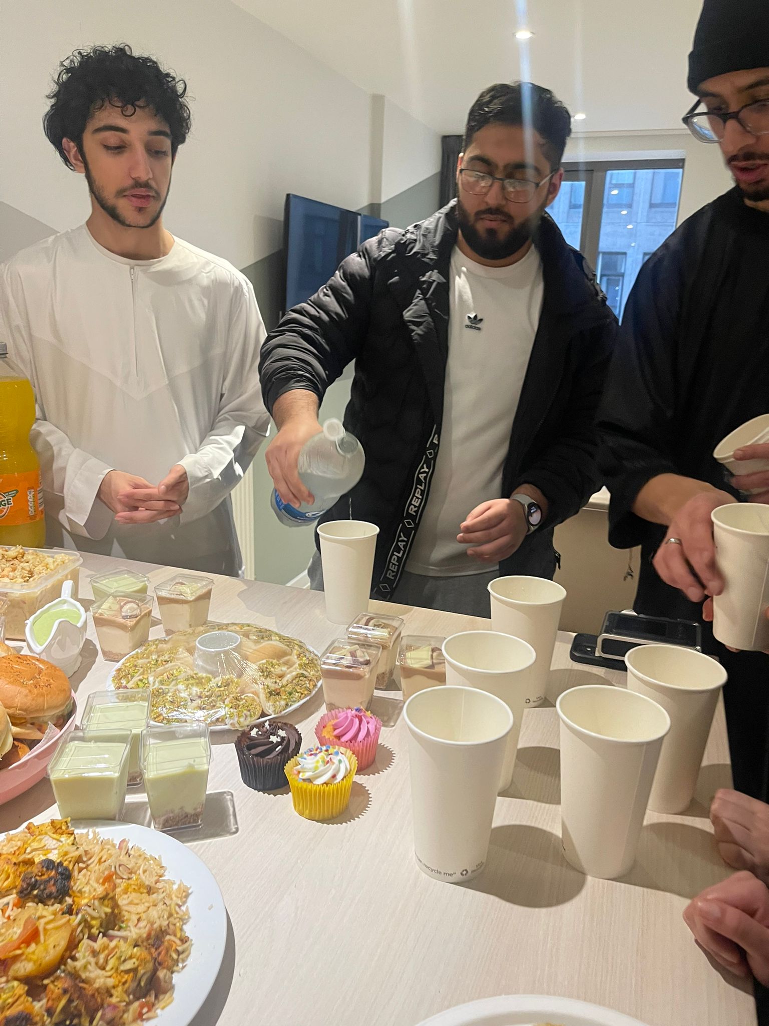 Breaking fast with water